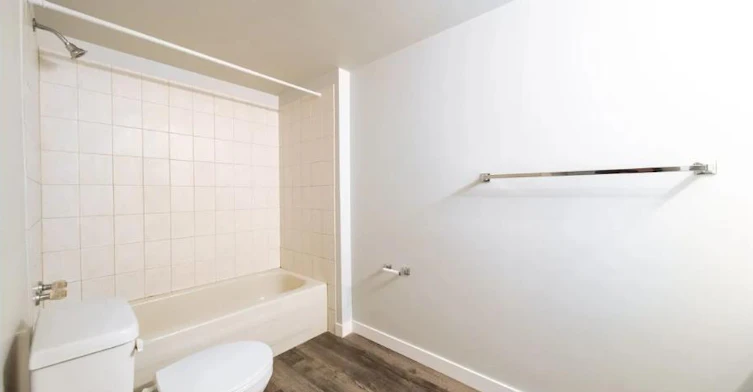 32 Holmes Street, Red Deer, AB, T4N 6L6 - 5