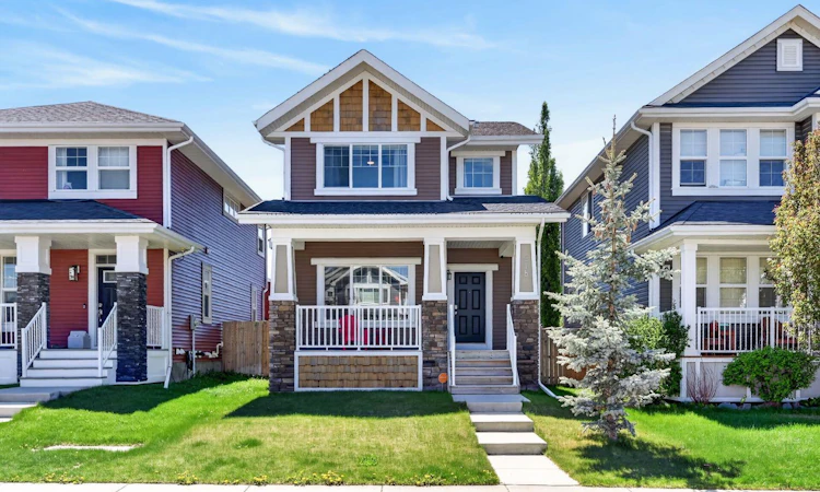 218 River Heights Green