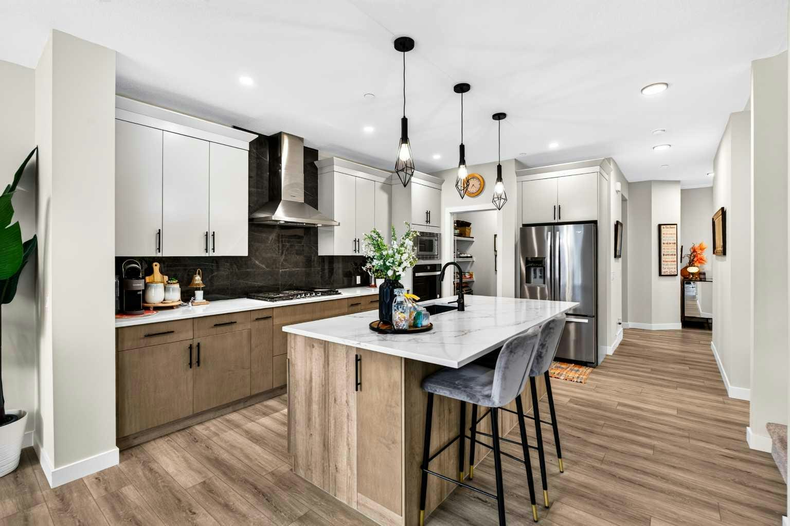 43 Hotchkiss Row SE, Calgary, AB, T3S 0J5