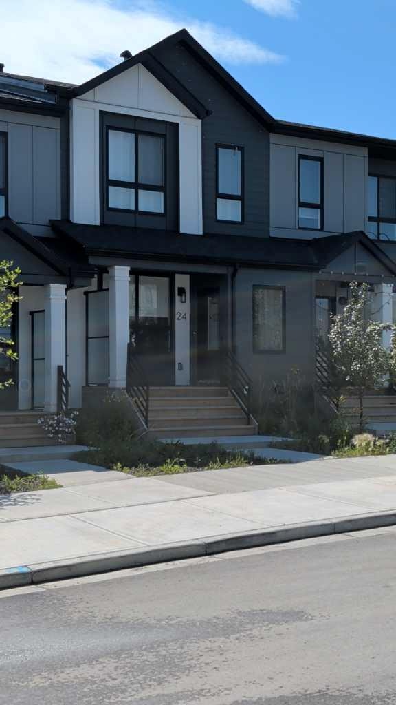 24 Silverton Glen Green SW, Calgary, AB, T2X 5B8 - 15