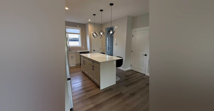 24 Silverton Glen Green SW, Calgary, AB, T2X 5B8 - 7