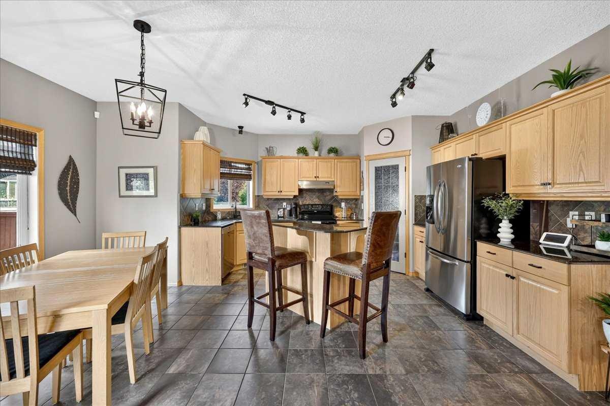 1418 Kings Heights Boulevard SE, Airdrie, AB, T4A 0A1 - 15