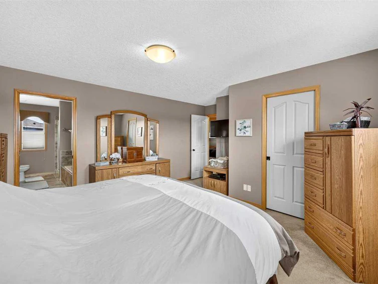 1418 Kings Heights Boulevard SE, Airdrie, AB, T4A 0A1 - 27