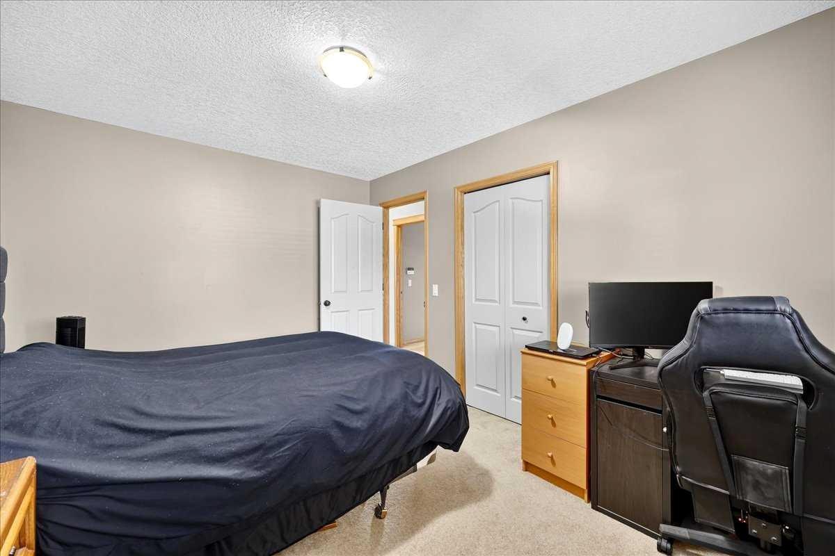 1418 Kings Heights Boulevard SE, Airdrie, AB, T4A 0A1 - 35