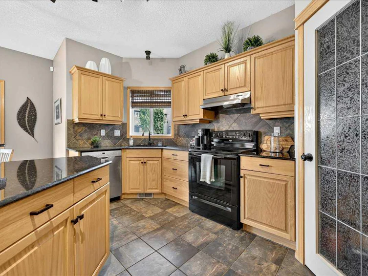 1418 Kings Heights Boulevard SE, Airdrie, AB, T4A 0A1 - 12
