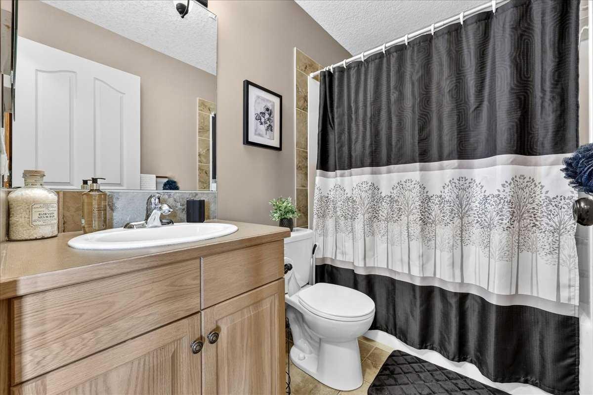 1418 Kings Heights Boulevard SE, Airdrie, AB, T4A 0A1 - 33
