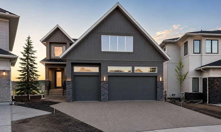 460 Discovery Place SW