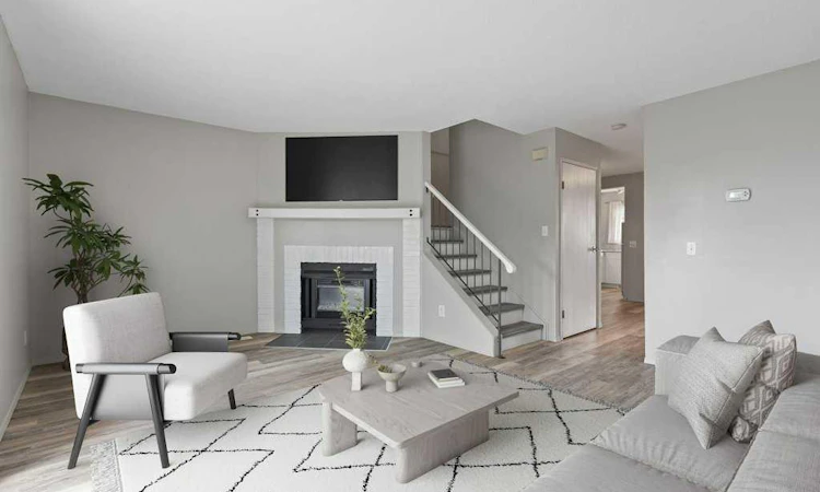 141-7172 Coach Hill Road SW