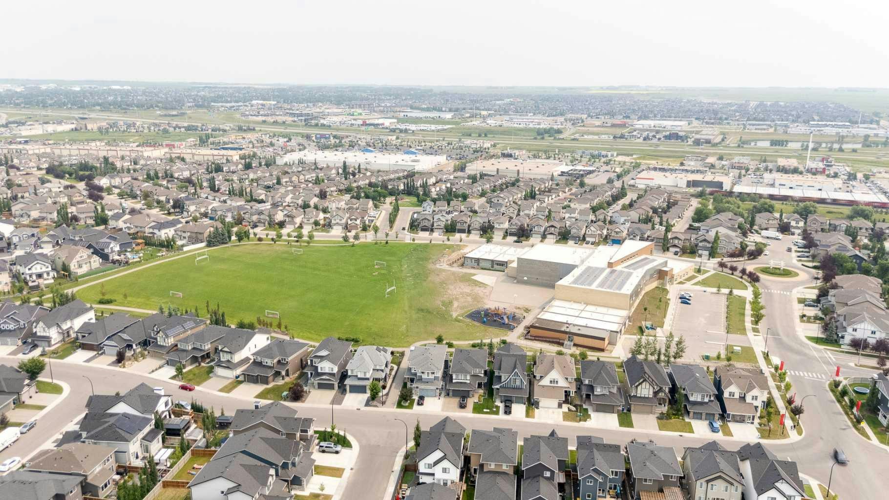 1803-201 Cooperswood Green SW, Airdrie, AB, T4B 5R2 - 40