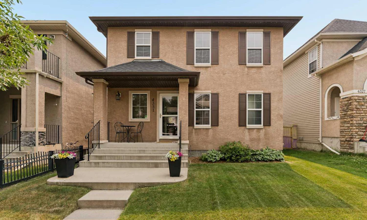4331 Elgin Avenue SE