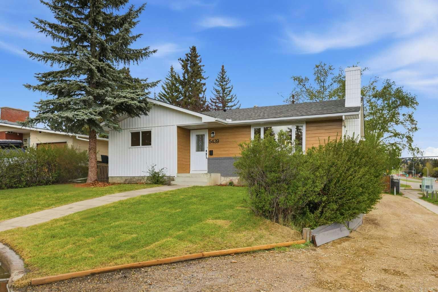 5439 Dalrymple Crescent NW, Calgary, AB, T3A 1R4