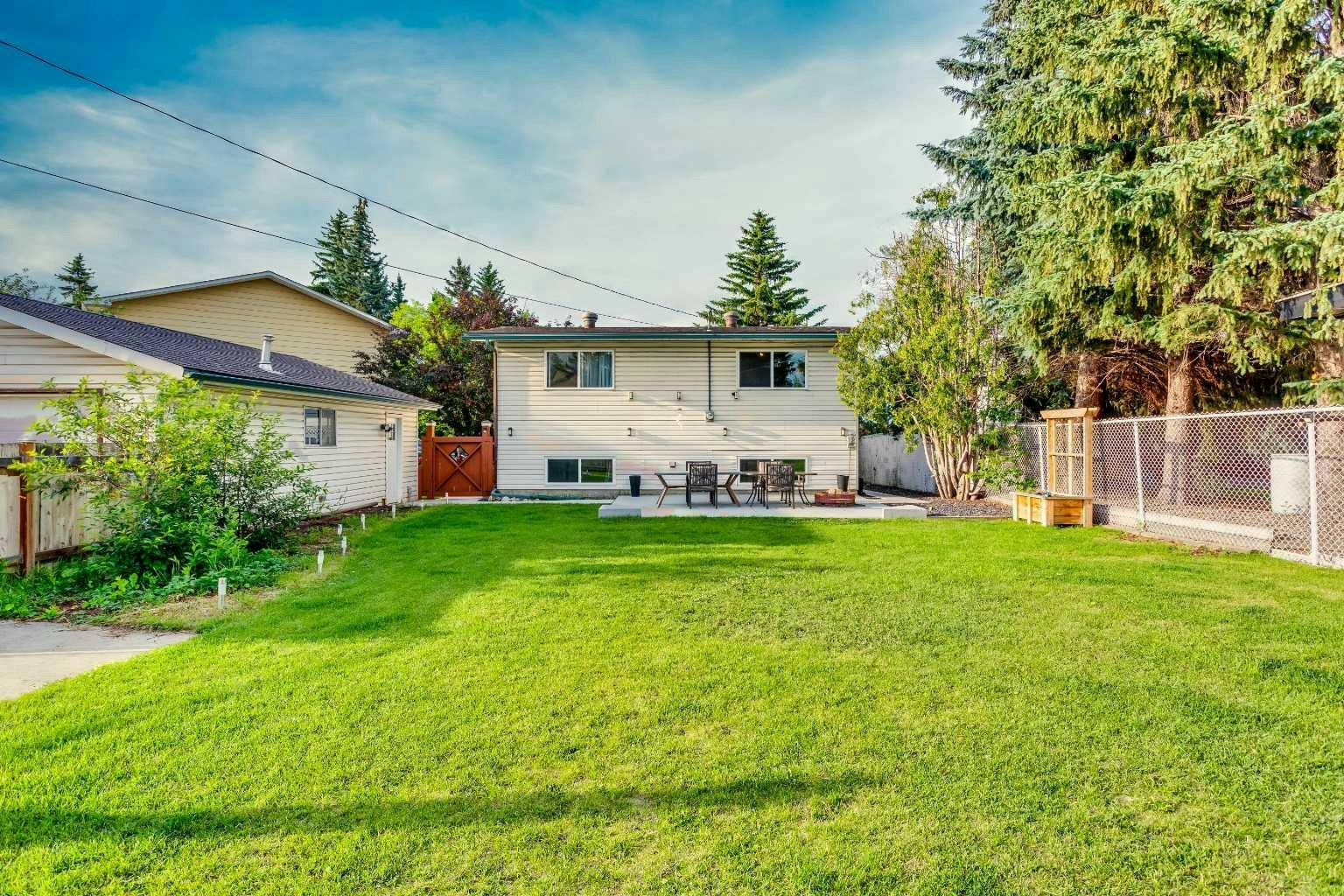 15 Southdale Bay SW, Calgary, AB, T2W 1W1 - 38