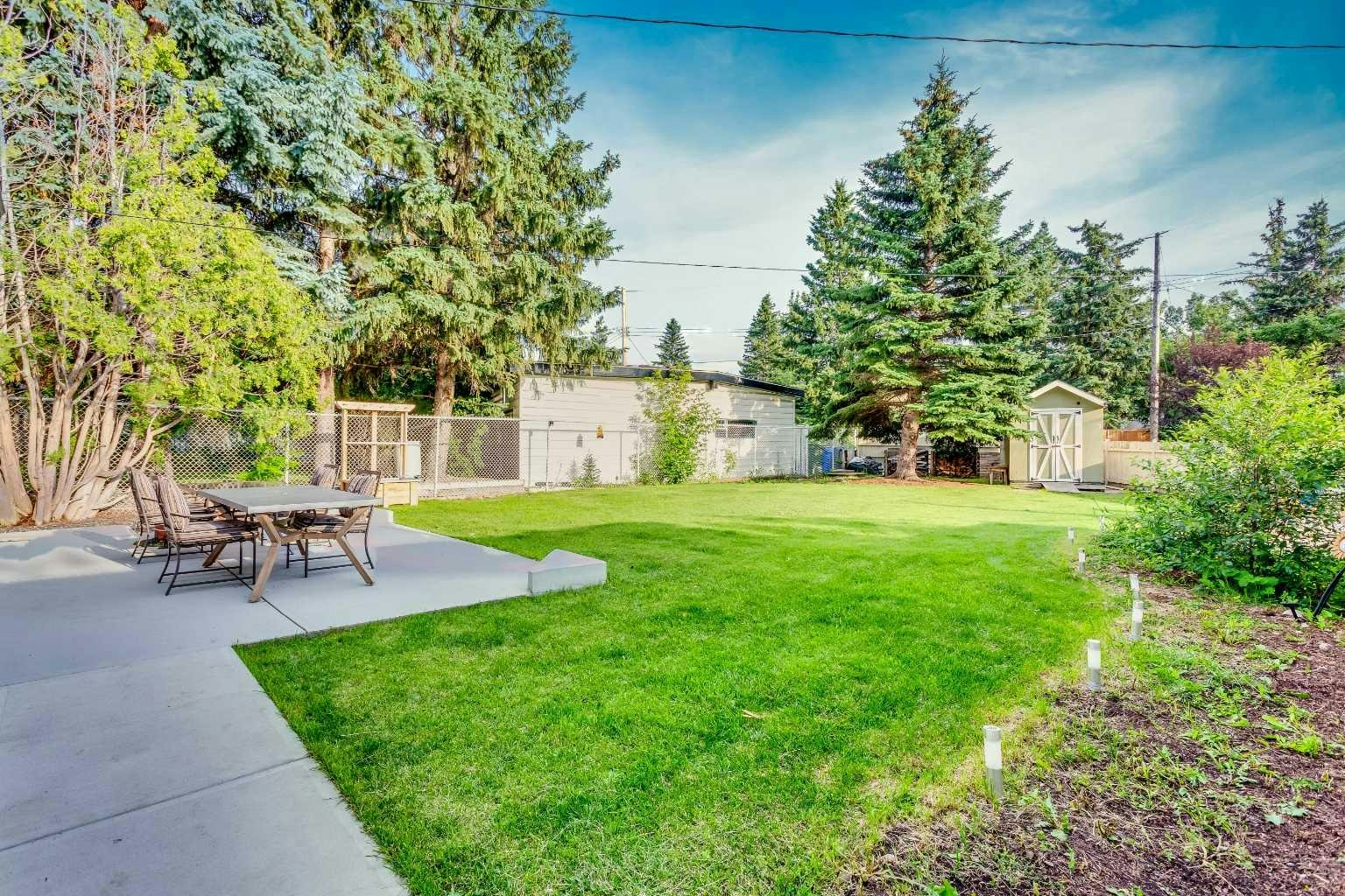 15 Southdale Bay SW, Calgary, AB, T2W 1W1 - 34