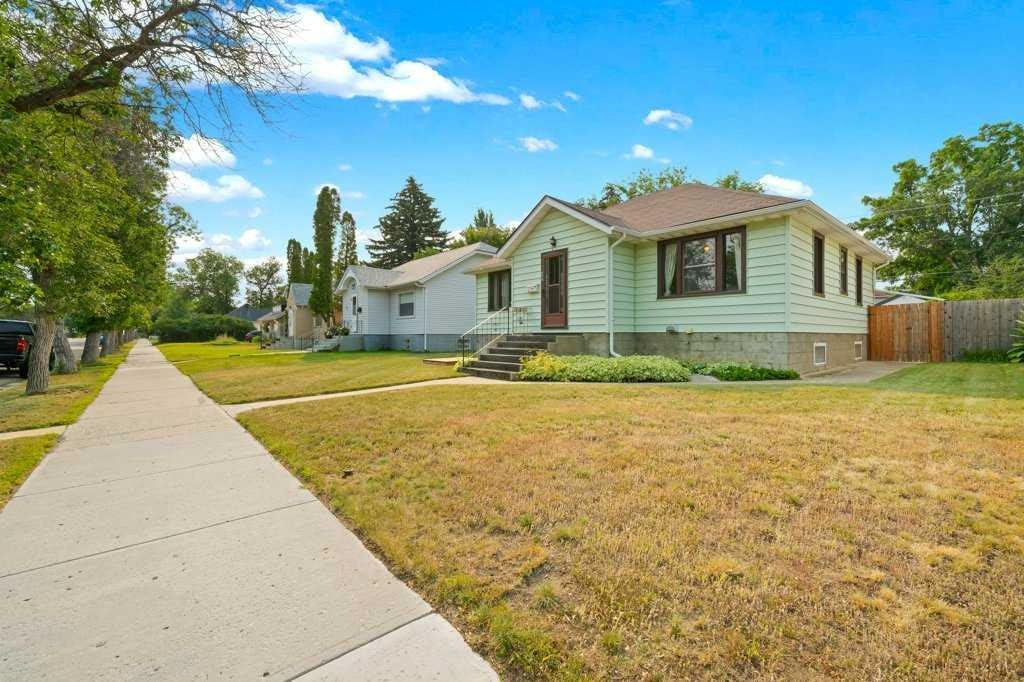 313 6 Street SE, Medicine Hat, AB, T1A 1H2