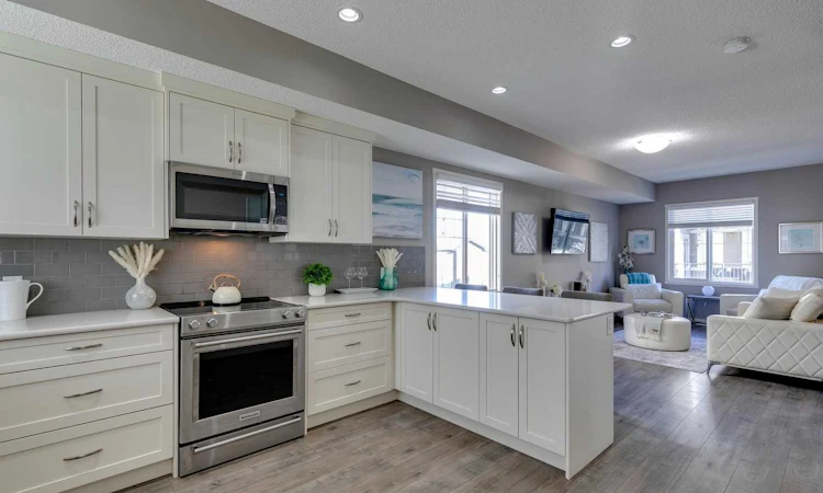 510 Nolanlake Villas NW