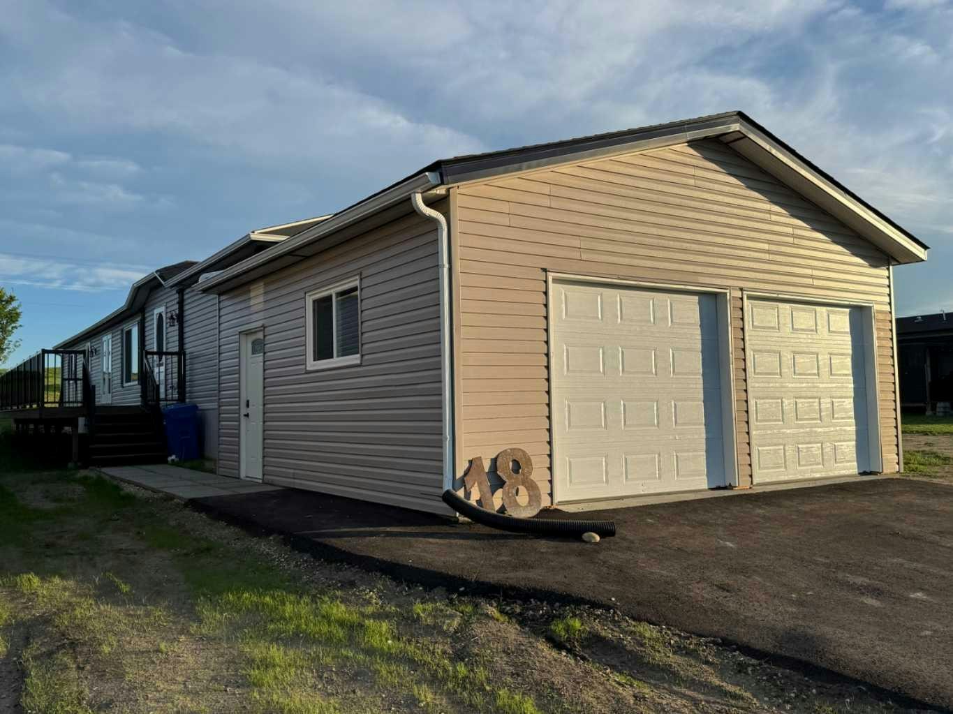 18 Mckay Place, Blackfalds, AB, T4M 0X5