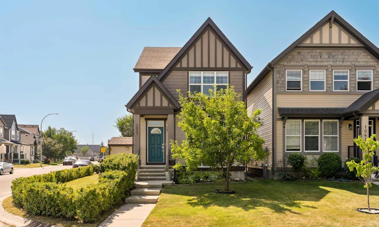 1037 New Brighton Park SE