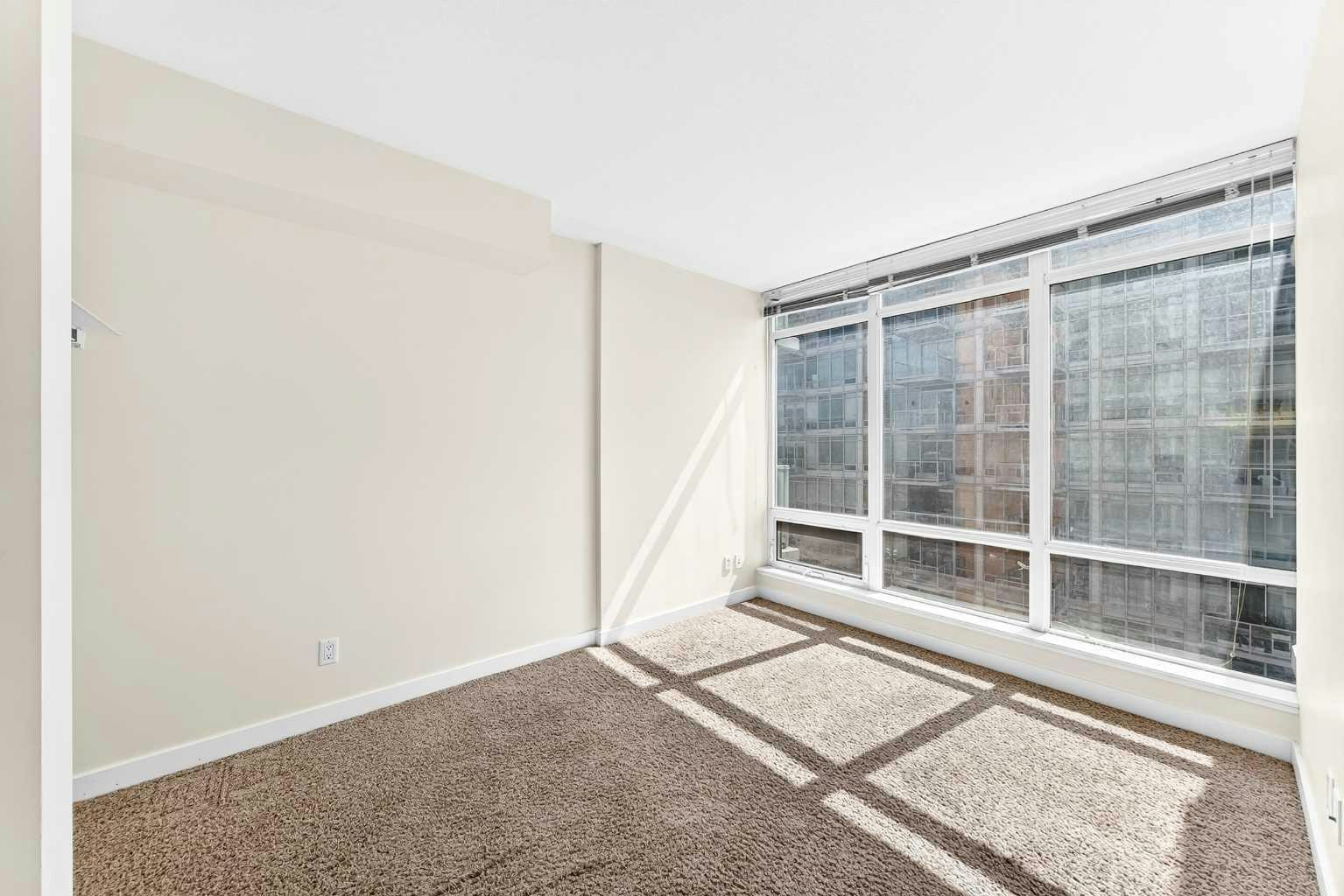 1403-3830 Brentwood Road NW, Calgary, AB, T2L 2J9 - 16