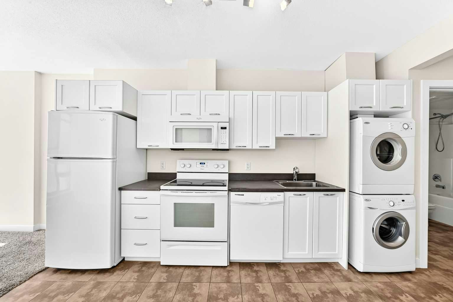 1403-3830 Brentwood Road NW, Calgary, AB, T2L 2J9 - 6