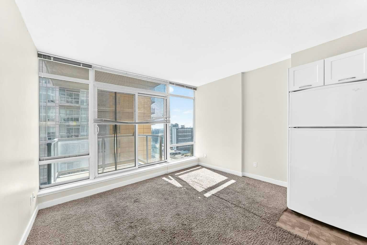 1403-3830 Brentwood Road NW, Calgary, AB, T2L 2J9 - 9