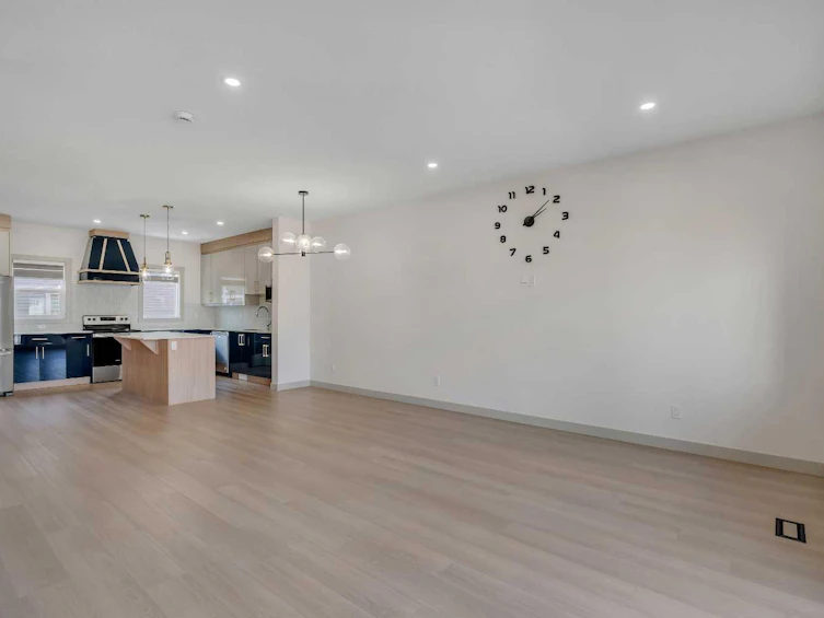 414 Corner Meadows Square NE, Calgary, AB, T3N 2N1 - 6