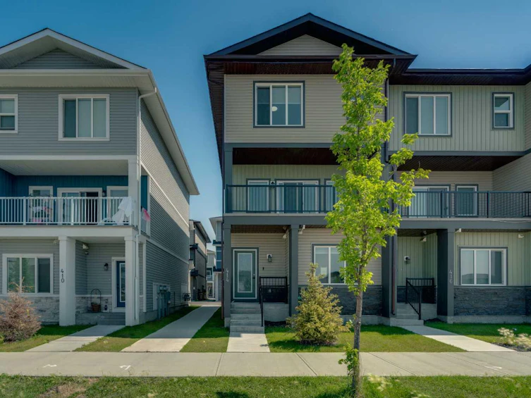 414 Corner Meadows Square NE, Calgary, AB, T3N 2N1