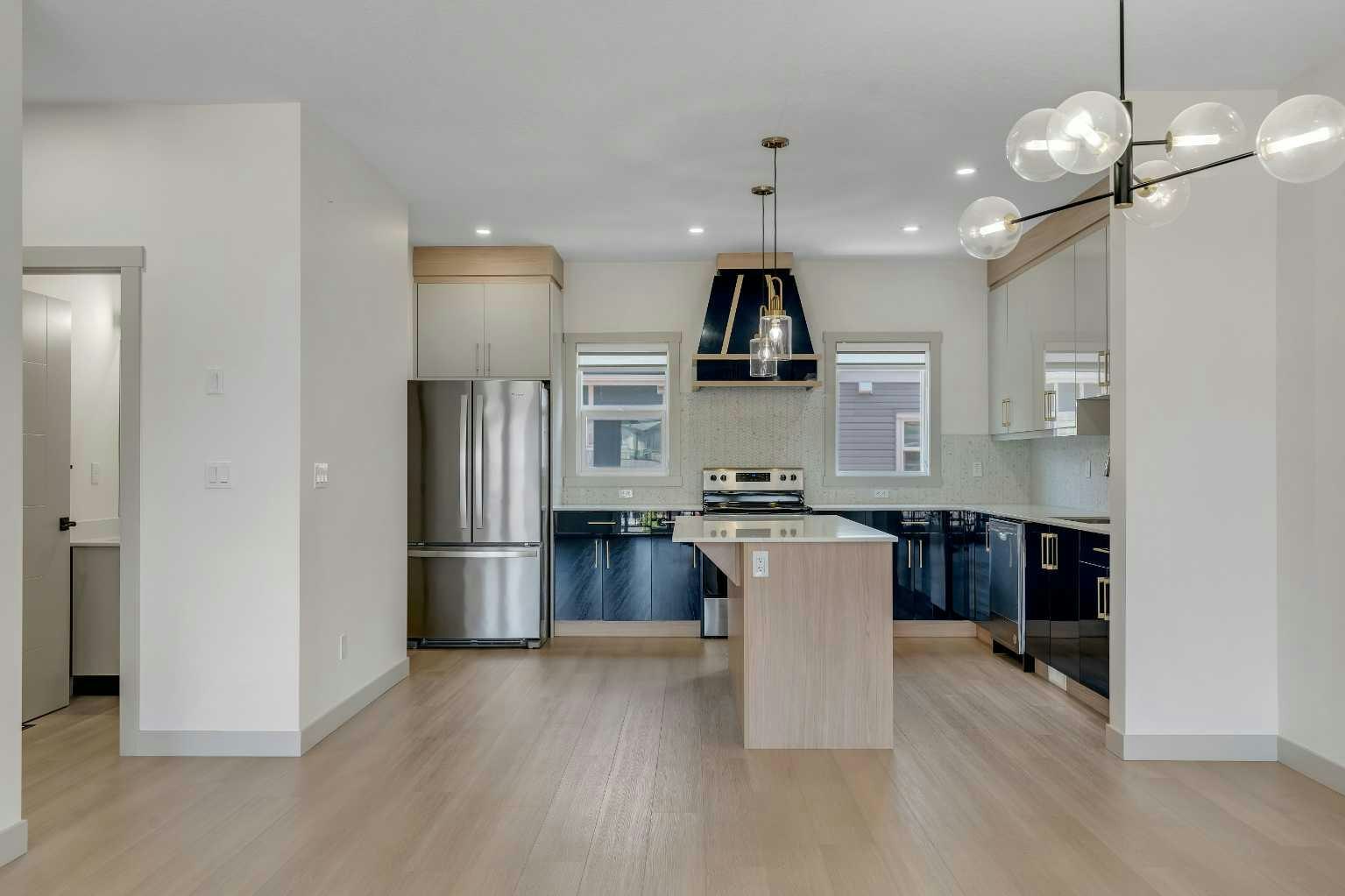 414 Corner Meadows Square NE, Calgary, AB, T3N 2N1 - 7