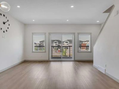 414 Corner Meadows Square NE - 2