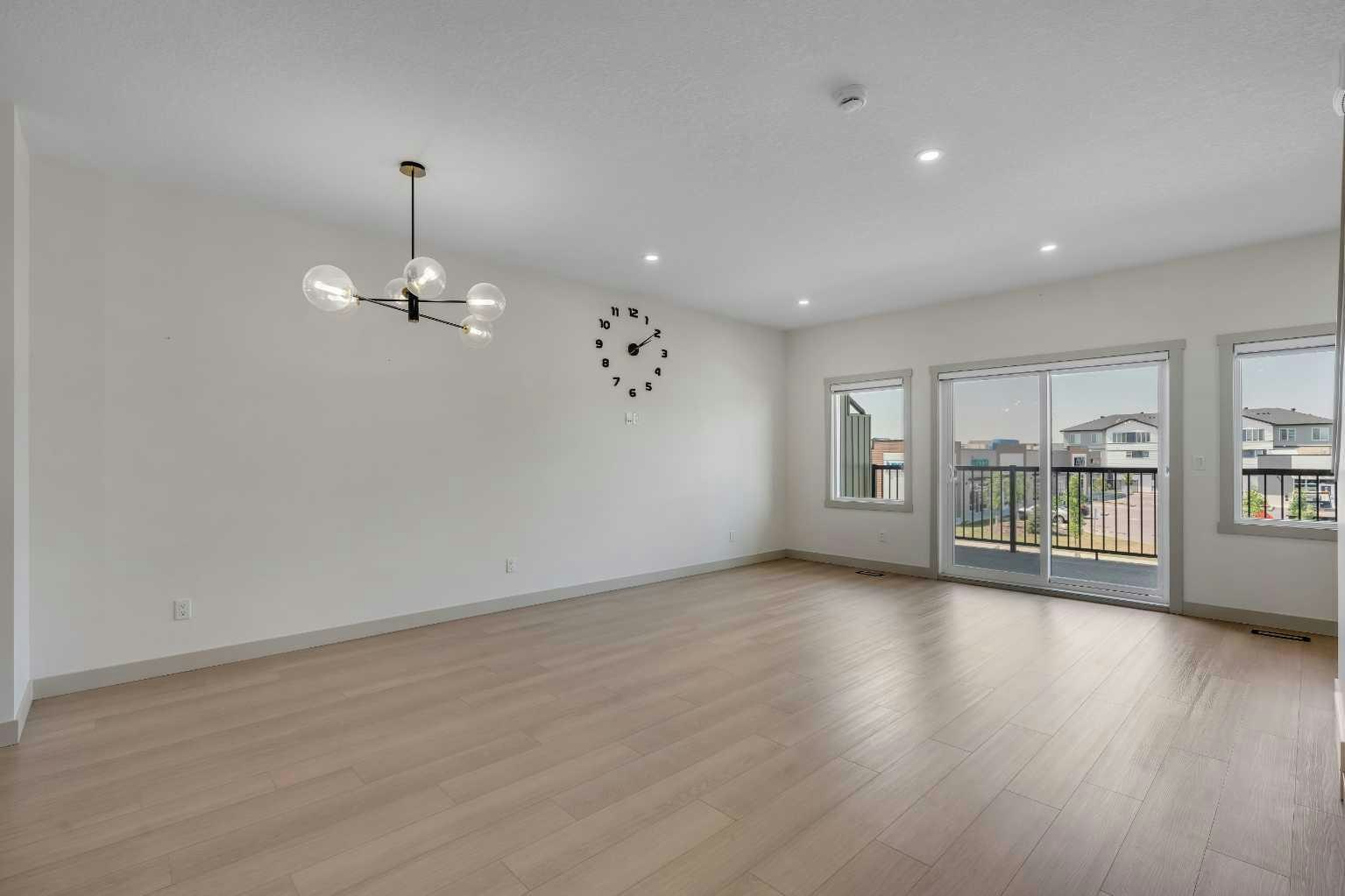 414 Corner Meadows Square NE - 3