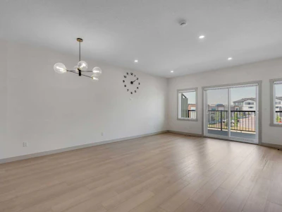 414 Corner Meadows Square NE - 3