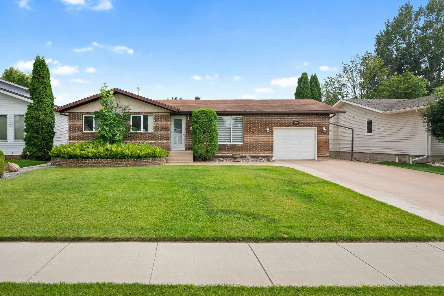5703 35 Street, Lloydminster City West, AB, T9V 1W9