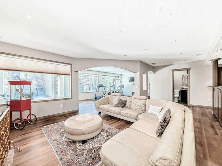 40 Cougar Ridge Heights SW, Calgary, AB, T3H 4X5 - 40