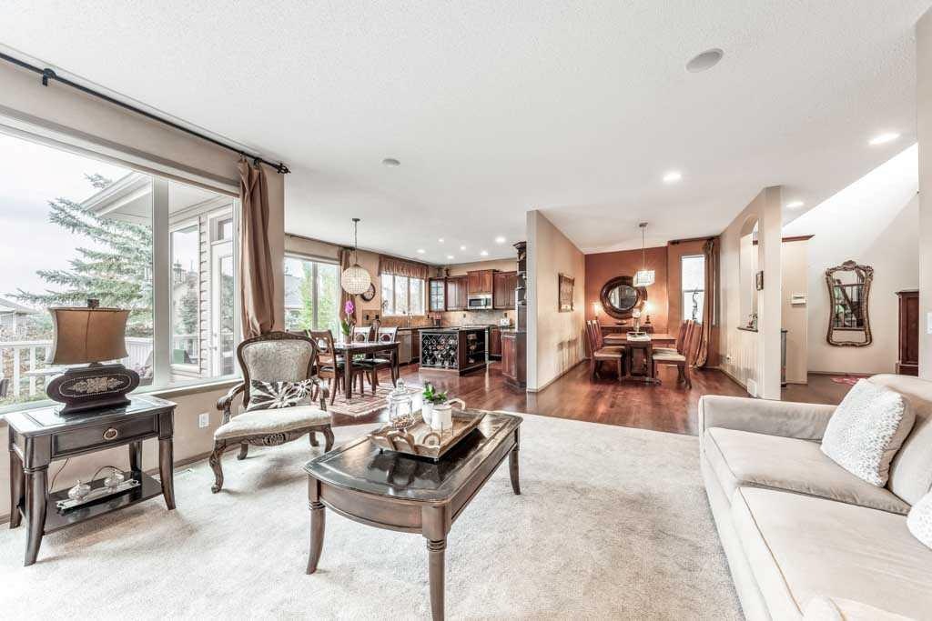 40 Cougar Ridge Heights SW, Calgary, AB, T3H 4X5 - 12