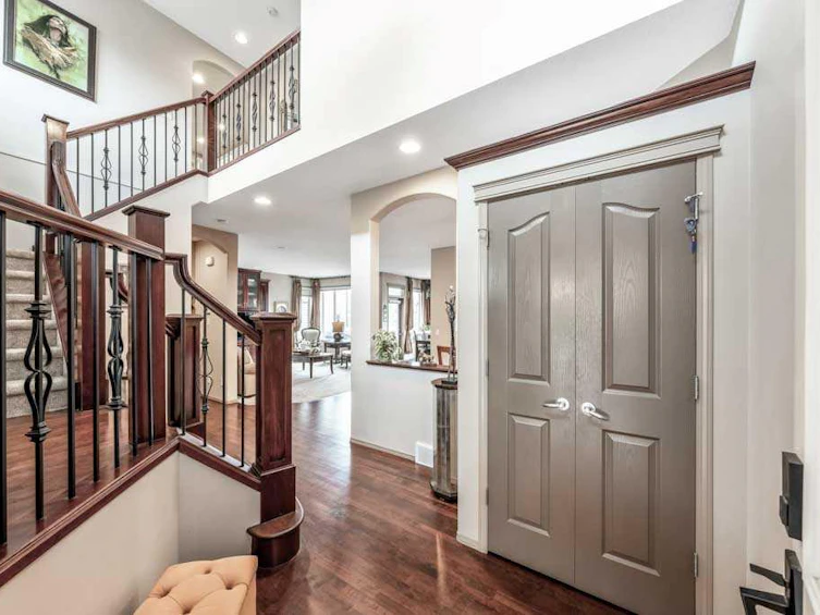 40 Cougar Ridge Heights SW, Calgary, AB, T3H 4X5 - 6