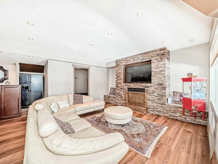 40 Cougar Ridge Heights SW, Calgary, AB, T3H 4X5 - 38