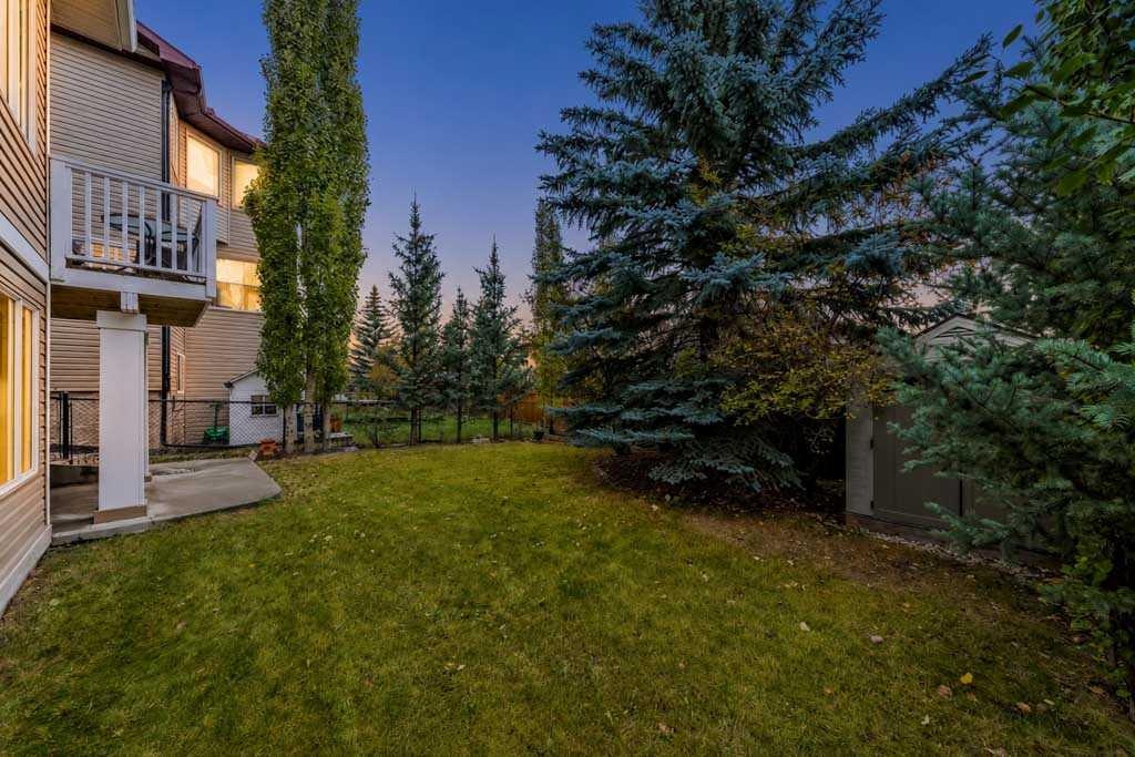 40 Cougar Ridge Heights SW - 3
