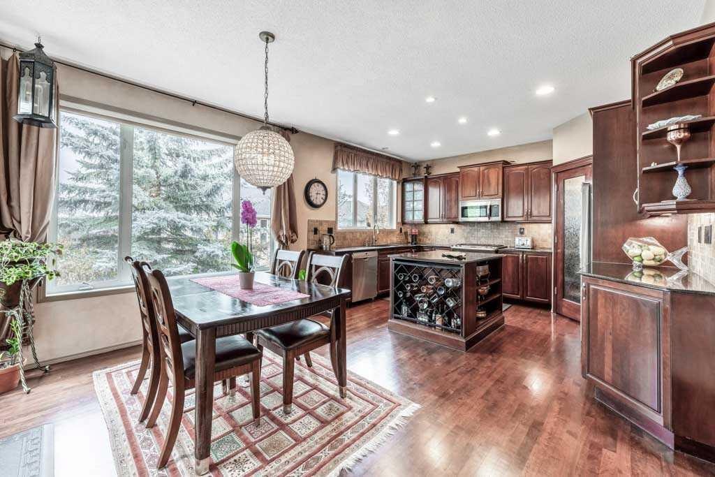 40 Cougar Ridge Heights SW, Calgary, AB, T3H 4X5 - 16