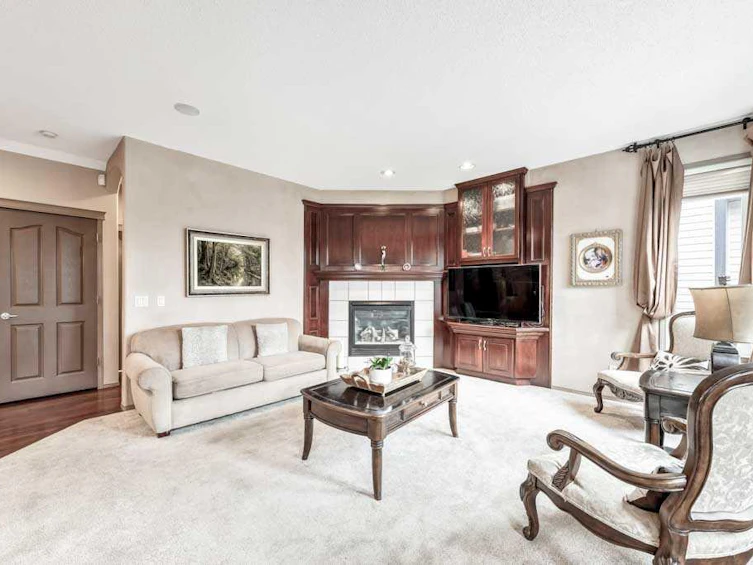 40 Cougar Ridge Heights SW, Calgary, AB, T3H 4X5 - 11