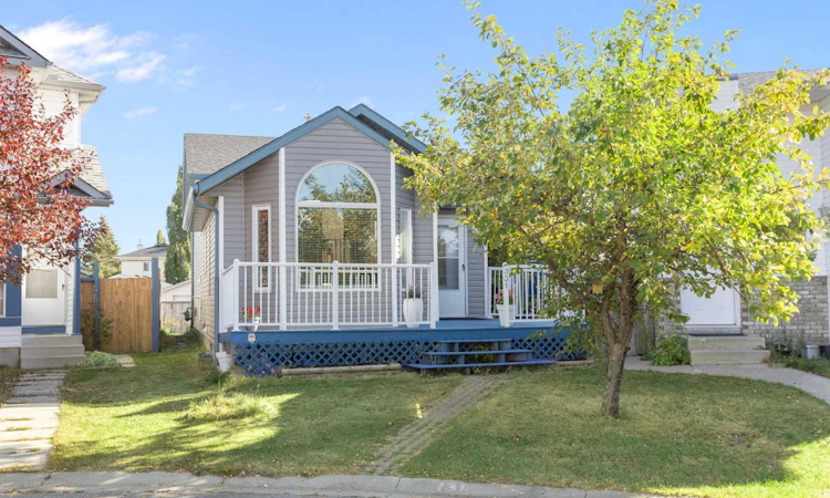 331 Coverdale Court NE