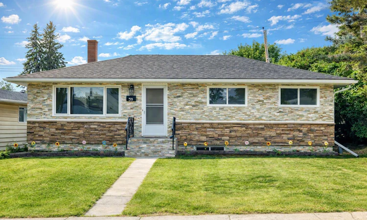 39 Healy Drive SW