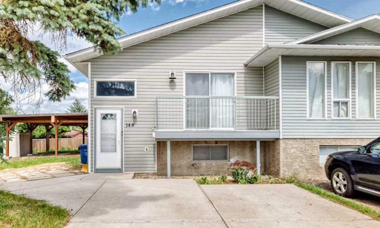 148 Fonda Drive SE