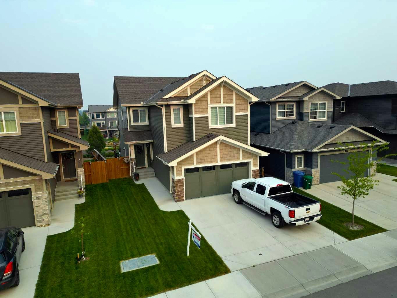 5 Birch Glen, Okotoks, AB, T1S 5S9