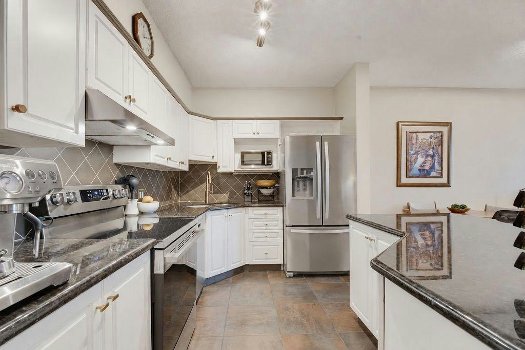 205-4835 Dalhousie Drive NW, Calgary, AB, T3A 5R7