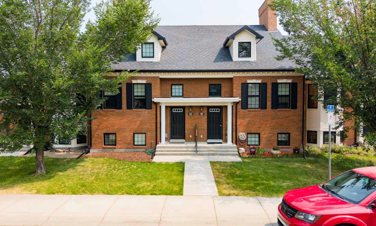113 Lynx Road N