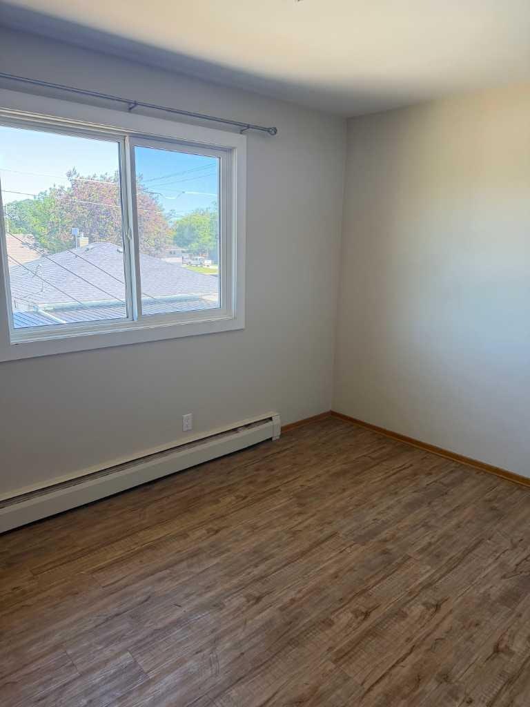12-4731 50 Avenue, Taber, AB, T1G 1H1 - 8