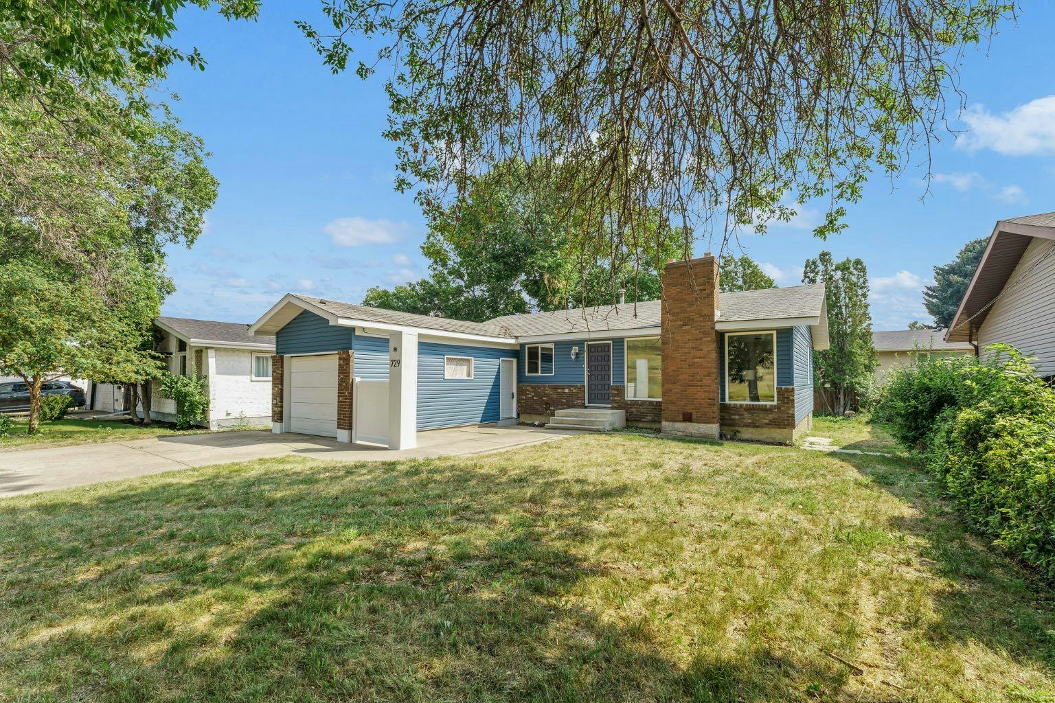 729 3 Street NW, Medicine Hat, AB, T1A 7P6