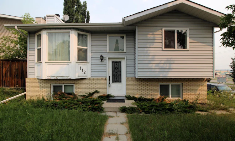 112 Macewan Meadow Crescent NW