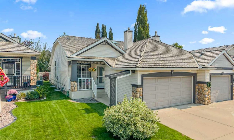 26 Chaparral Close SE