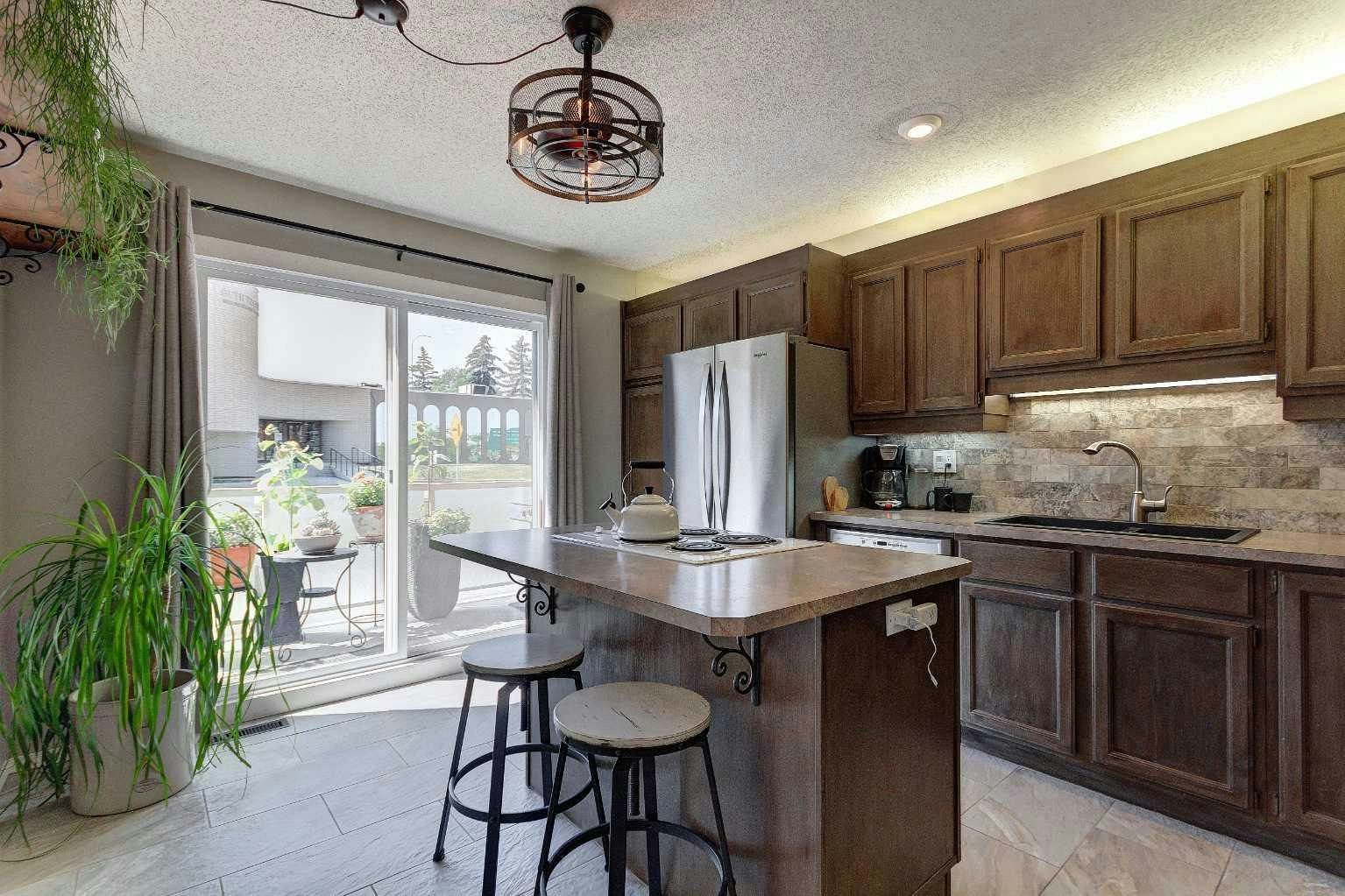 103-1305 Glenmore Trail SW, Calgary, AB, T2V 4Y8