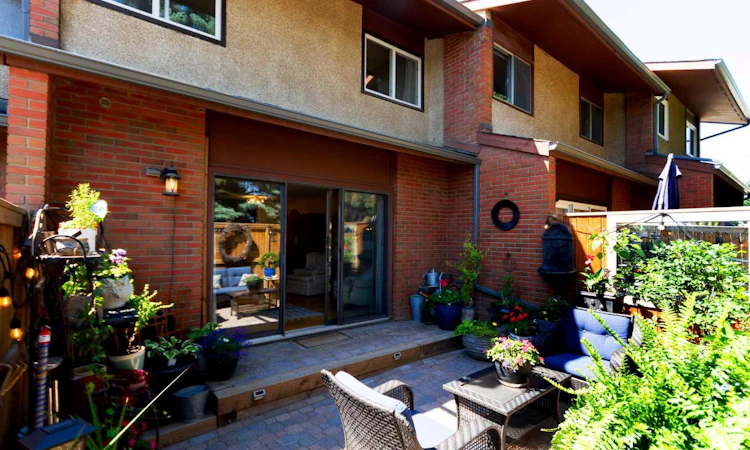 103-1305 Glenmore Trail SW